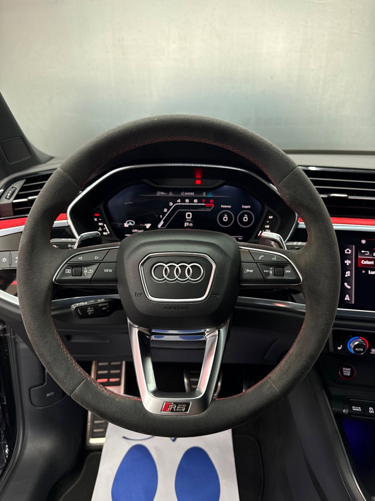 Audi RS Q3 Sportback 2.5 quattro s-tronic (9)