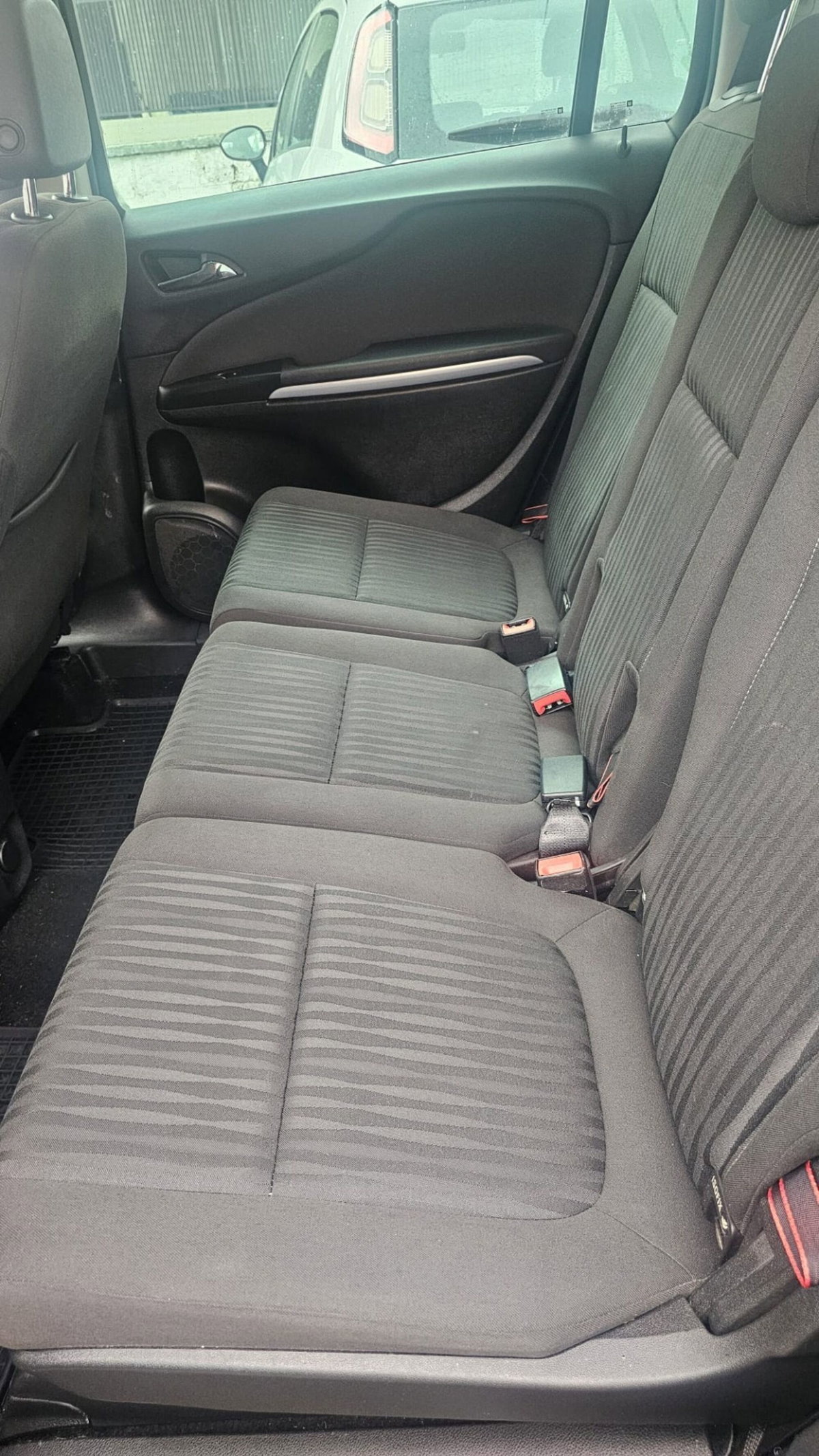 Opel Zafira Tourer 1.6 Turbo EcoM 150CV Cosmo (12)