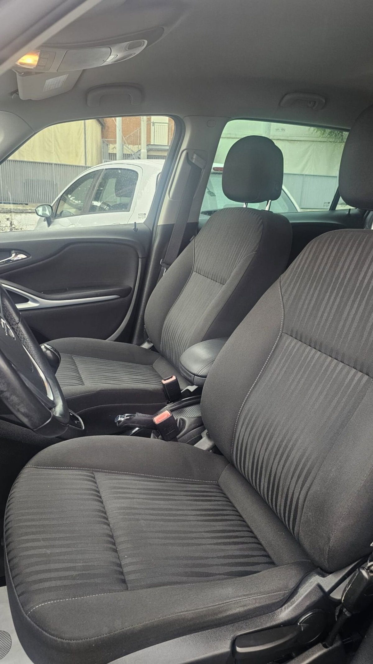 Opel Zafira Tourer 1.6 Turbo EcoM 150CV Cosmo (13)