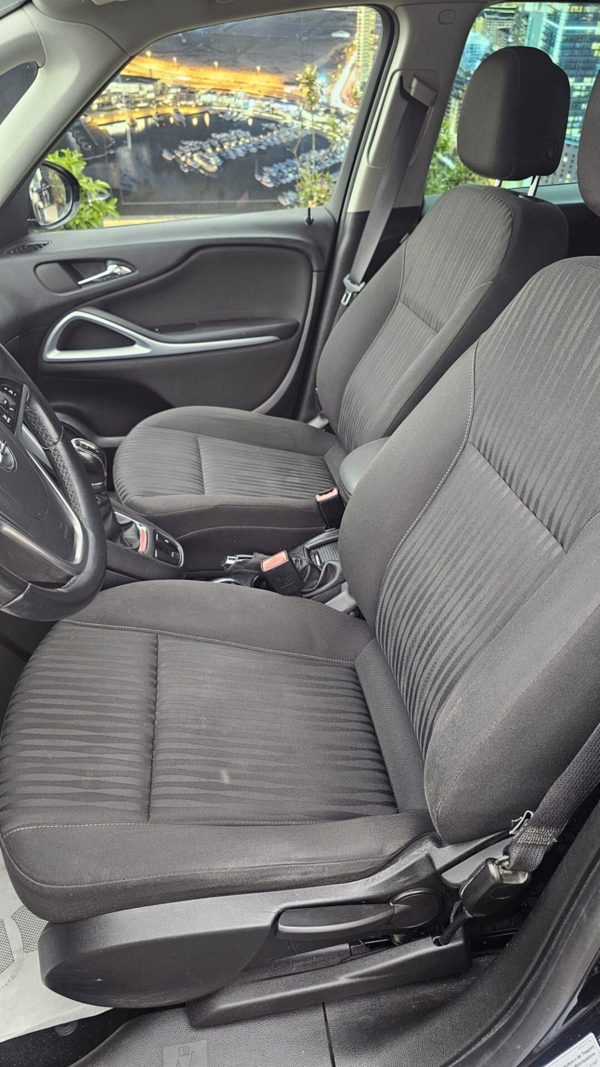 Opel Zafira Tourer 1.6 Turbo EcoM 150CV Cosmo (17)