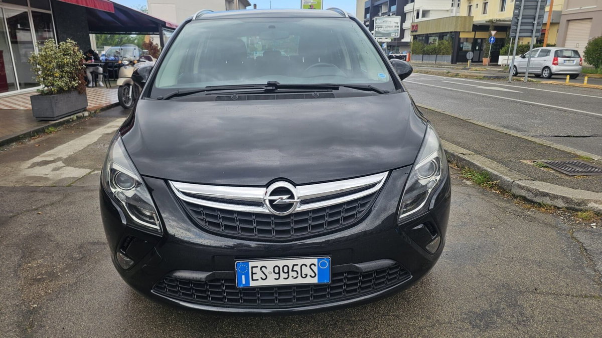 Opel Zafira Tourer 1.6 Turbo EcoM 150CV Cosmo (2)