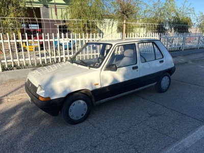 Renault 5 5 porte Superfive (2)