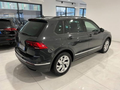 Volkswagen Tiguan 2.0 TDI 150 CV SCR DSG 4MOTION Life (3)