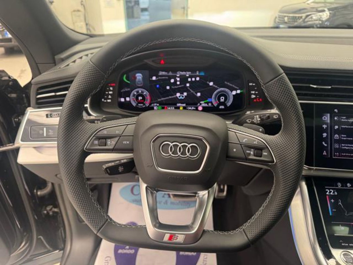 Audi Q8 3.0 tdi mhev S line edition quattro 286cv tiptronic (13)