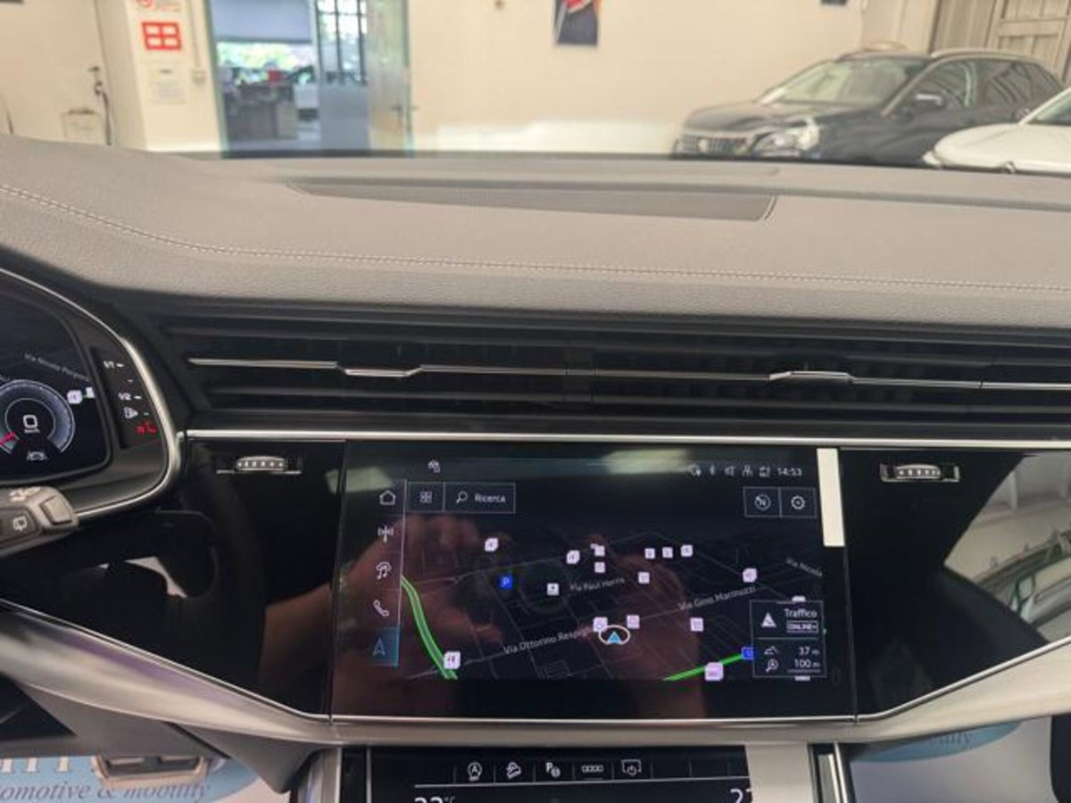 Audi Q8 3.0 tdi mhev S line edition quattro 286cv tiptronic (16)