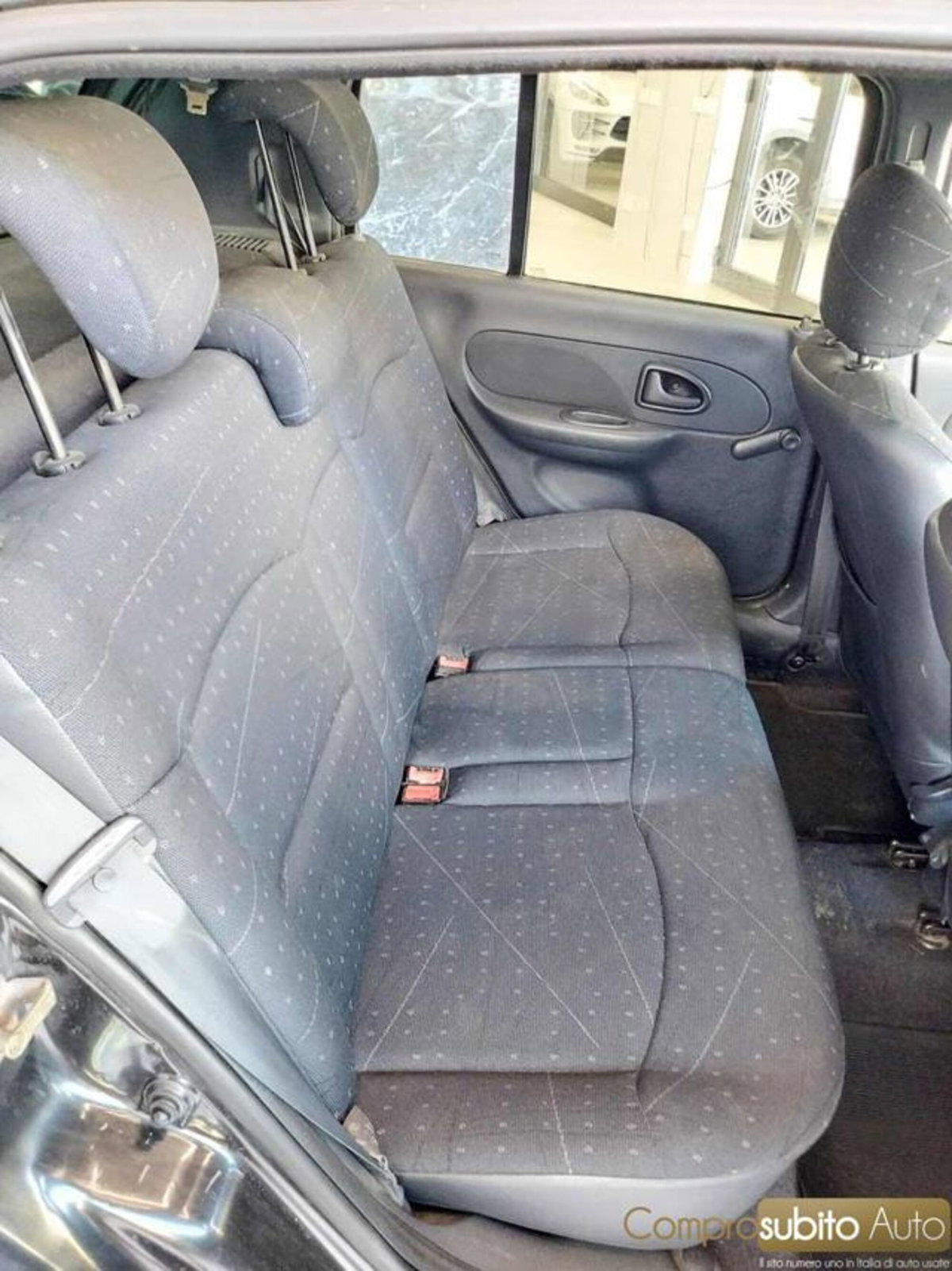 Renault Clio 1.5 dCi 65CV cat 5 porte Access (15)