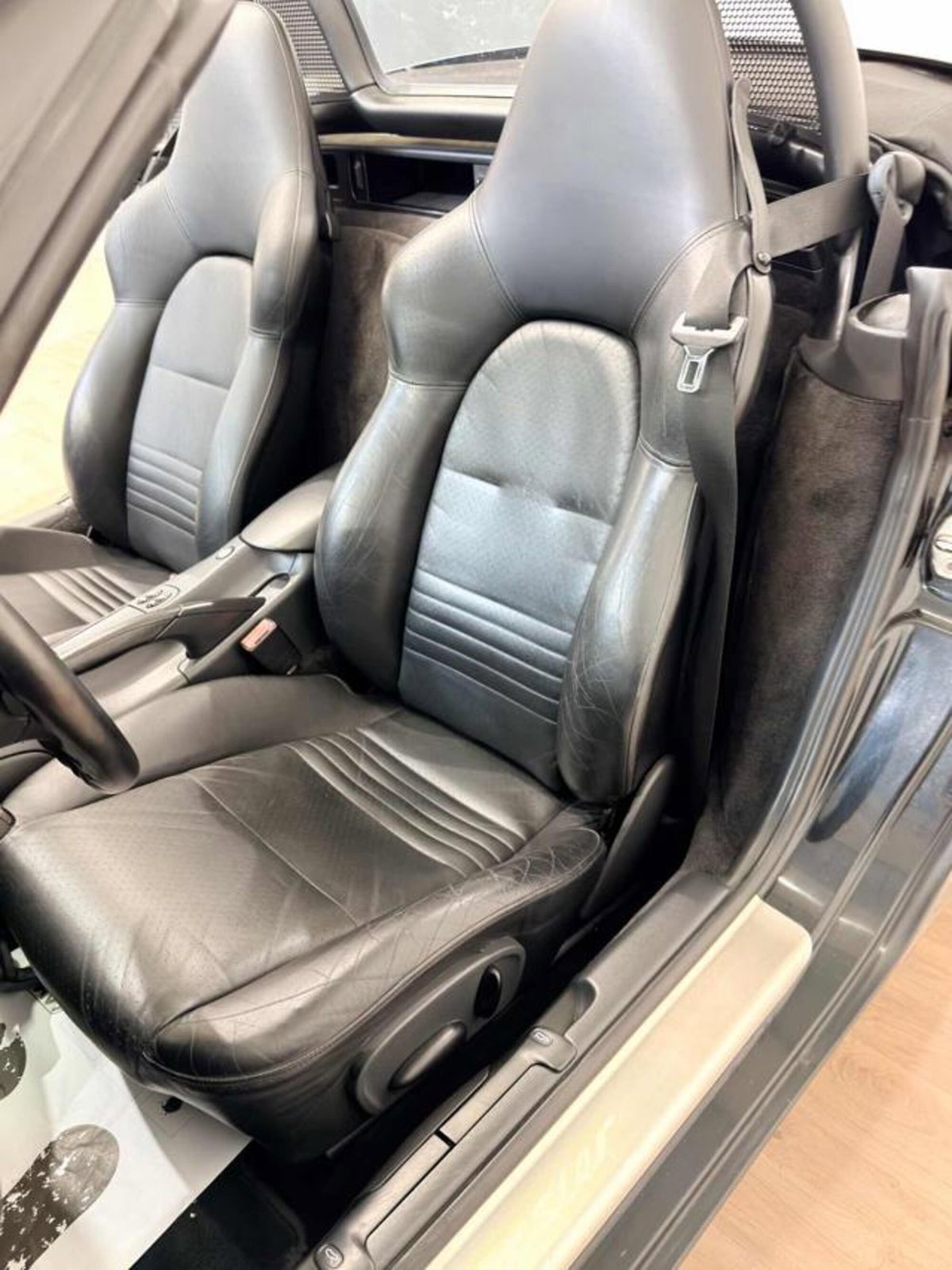 Porsche Boxster 2.5i 24V cat (11)