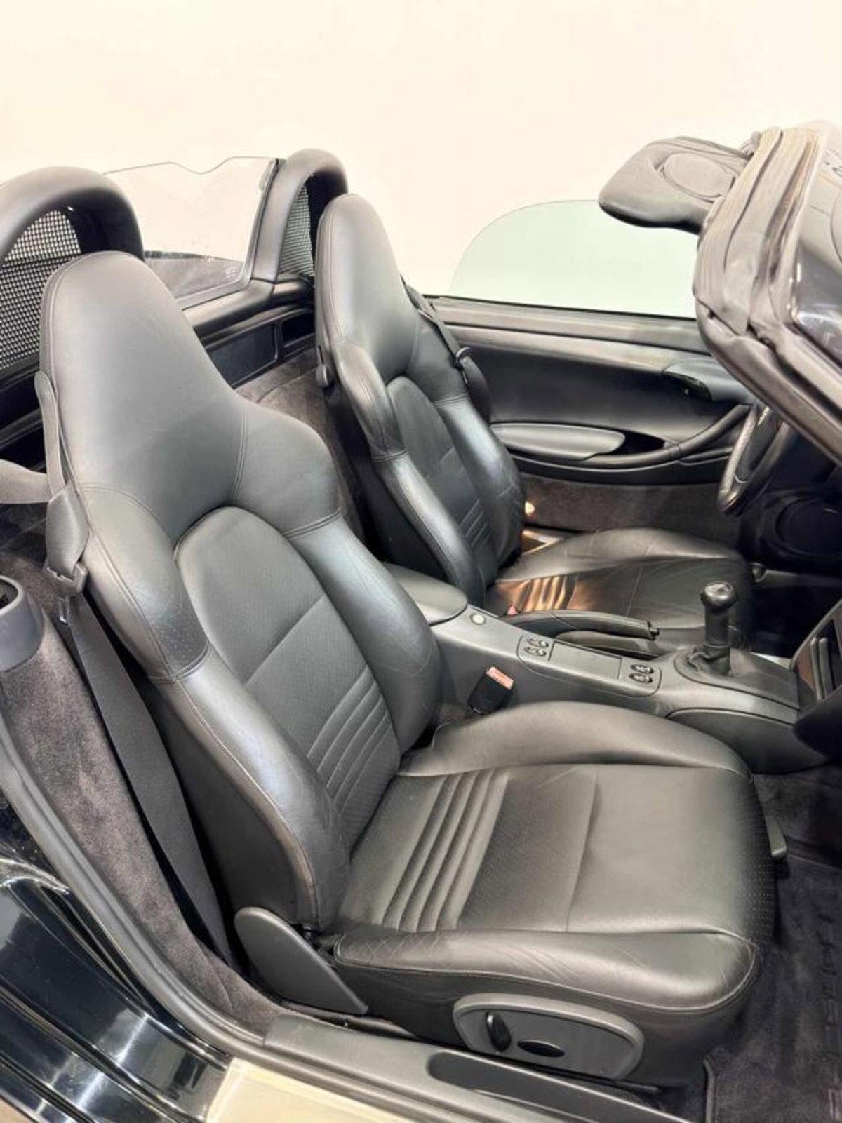Porsche Boxster 2.5i 24V cat (12)