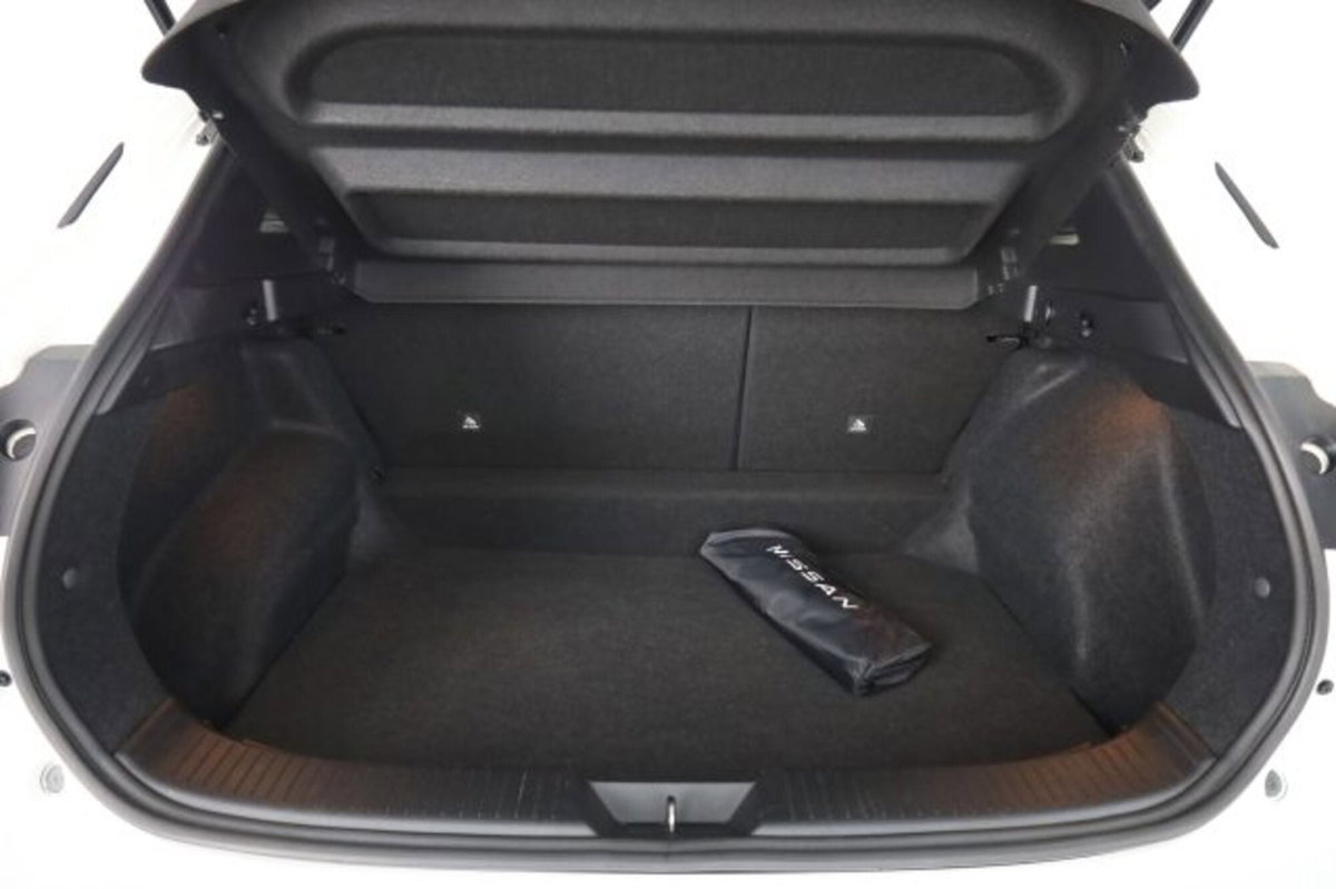 Nissan Qashqai 1.3 mhev Business 2wd 158cv xtronic (6)