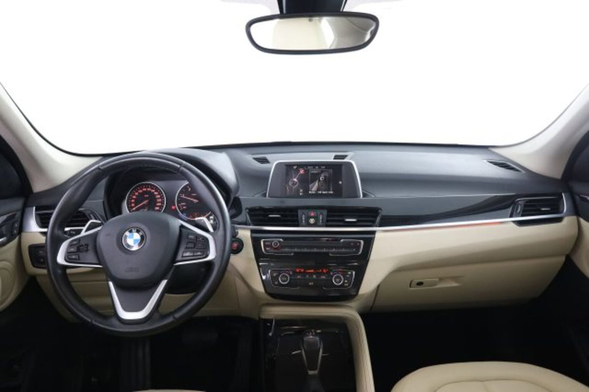 BMW X1 xDrive25d xLine (4)
