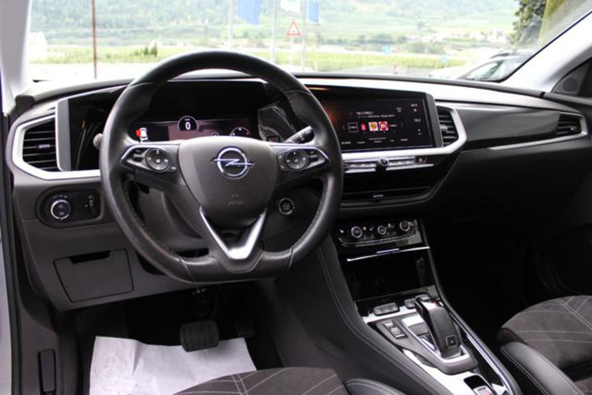 Opel Grandland 1.5 diesel Ecotec aut. Ultimate (10)