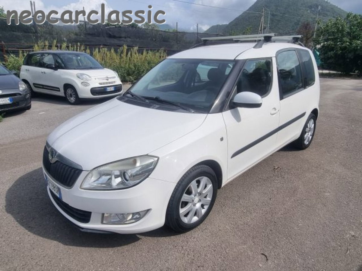 Skoda Roomster 12V 70CV Style (2)