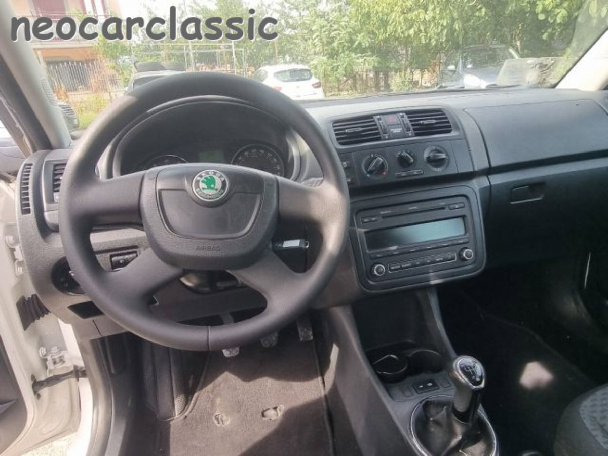 Skoda Roomster 12V 70CV Style (9)