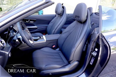 Mercedes-Benz CLE Cabrio 200 AMG Line Advanced Plus 4matic auto (10)