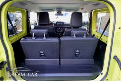 Suzuki Jimny 1.5 5MT Top (16)