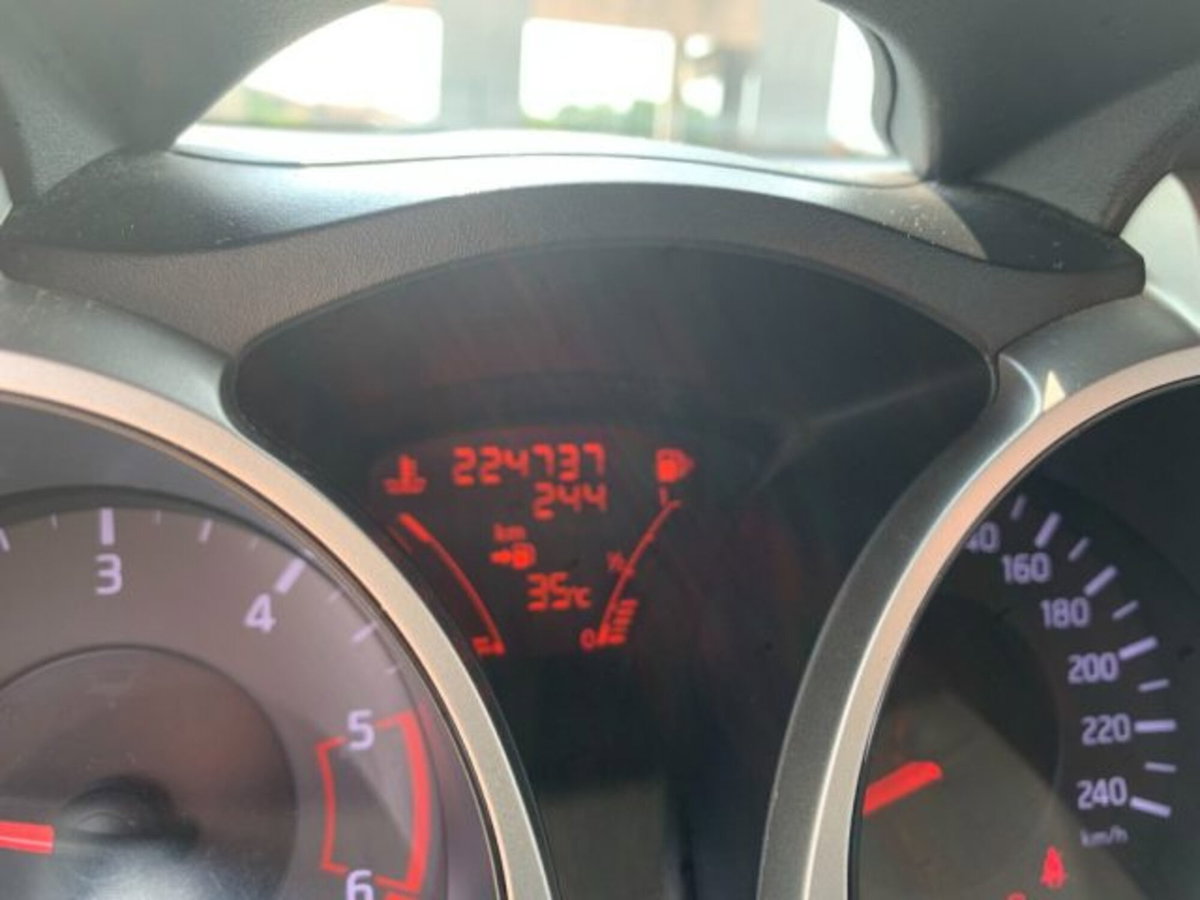 Nissan Juke 1.5 dCi Visia (12)