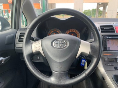 Toyota Auris 1.4 D-4D 5 porte Sol (12)