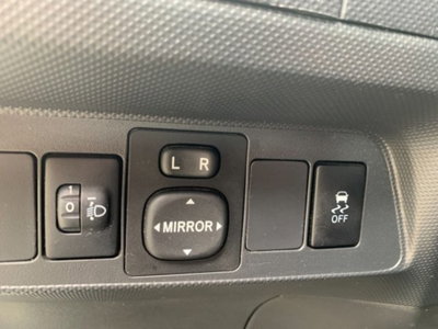 Toyota Auris 1.4 D-4D 5 porte Sol (14)
