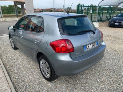 Toyota Auris 1.4 D-4D 5 porte Sol (3)
