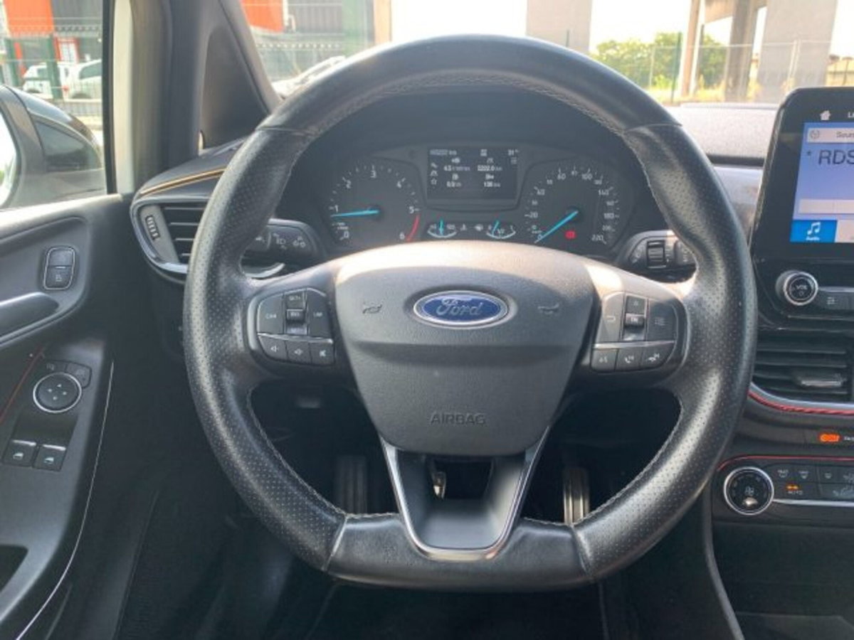 Ford Fiesta 1.5 TDCi 3 porte ST-Line (12)