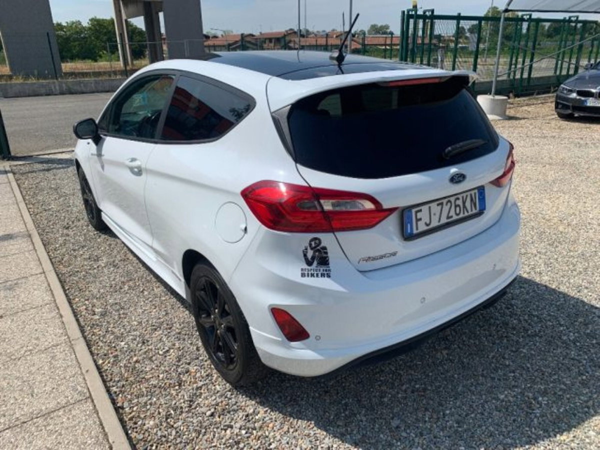 Ford Fiesta 1.5 TDCi 3 porte ST-Line (3)
