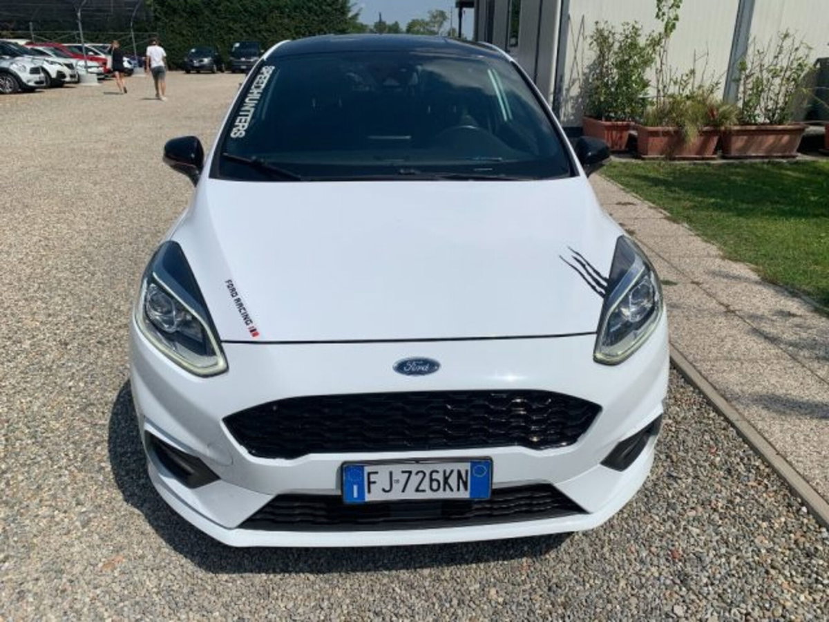 Ford Fiesta 1.5 TDCi 3 porte ST-Line (9)