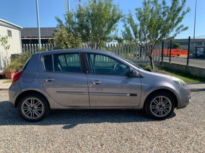 Renault Clio 1.2 16V 5 porte Luxe (6)
