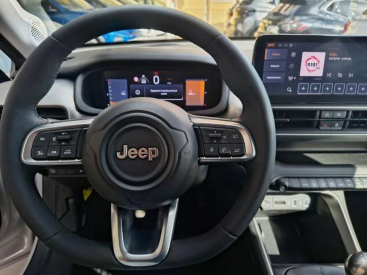 Jeep Avenger 1.2 turbo Summit fwd 100cv (8)