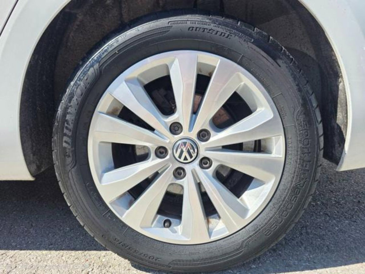 Volkswagen Golf Variant 1.4 TGI Comfortline BlueMotion (13)