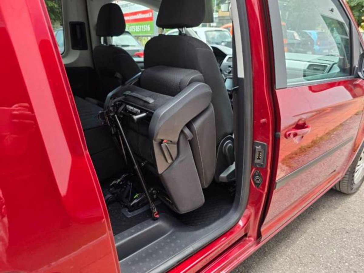 Volkswagen Caddy 1.4 TGI (20)