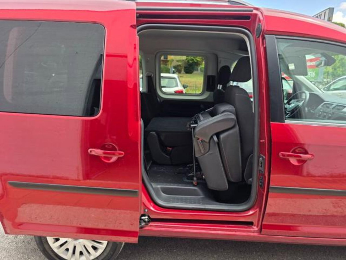 Volkswagen Caddy 1.4 TGI (7)