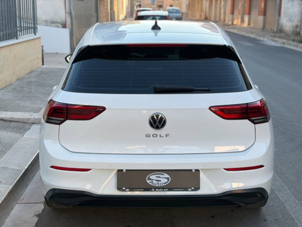 Volkswagen Golf Variant 2.0 tdi Style 150cv dsg (5)