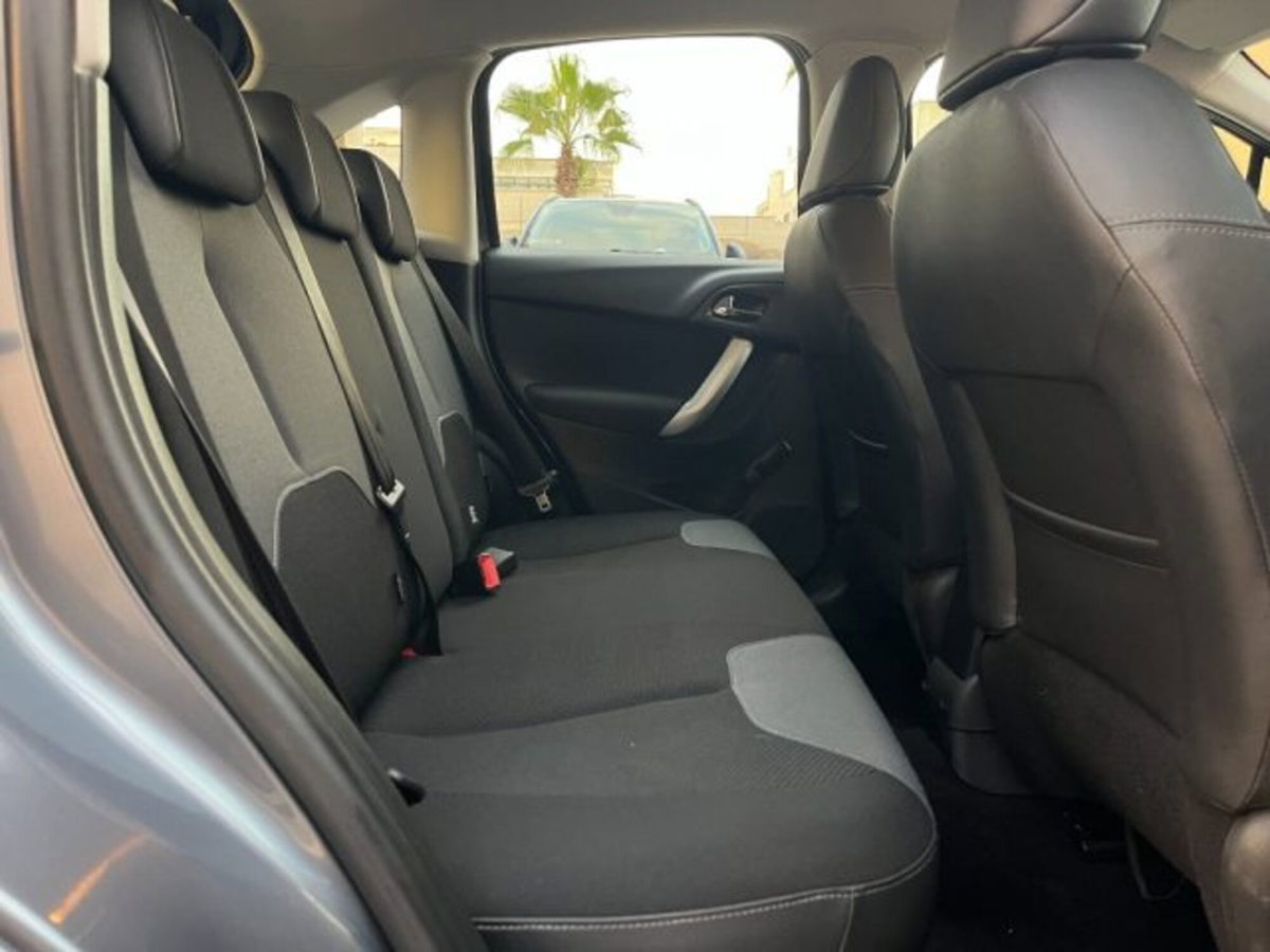 Citroen C3 1.4 HDi 70 Seduction (11)