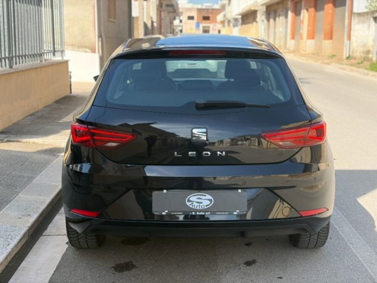 SEAT Leon 1.6 TDI 115 CV 5p. Style (4)