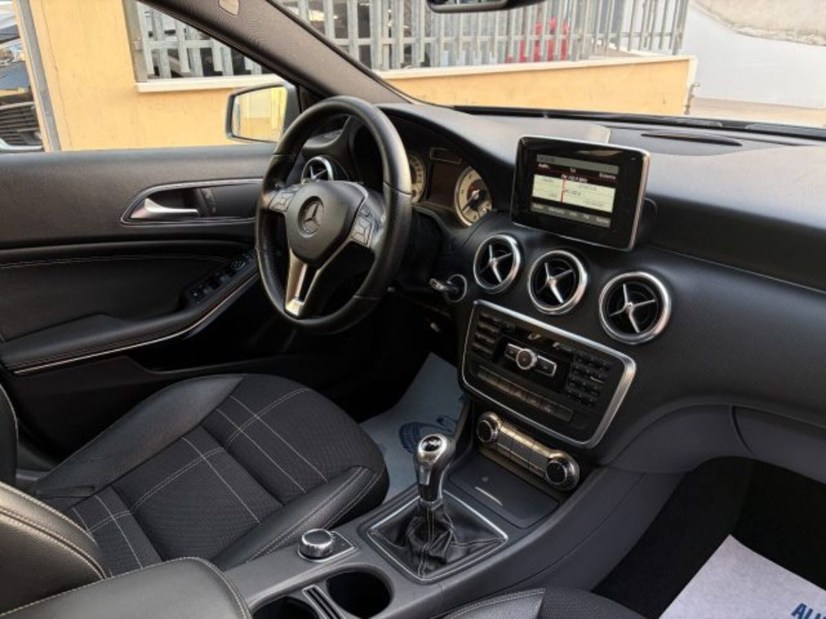 Mercedes-Benz Classe A 180 CDI Sport (11)