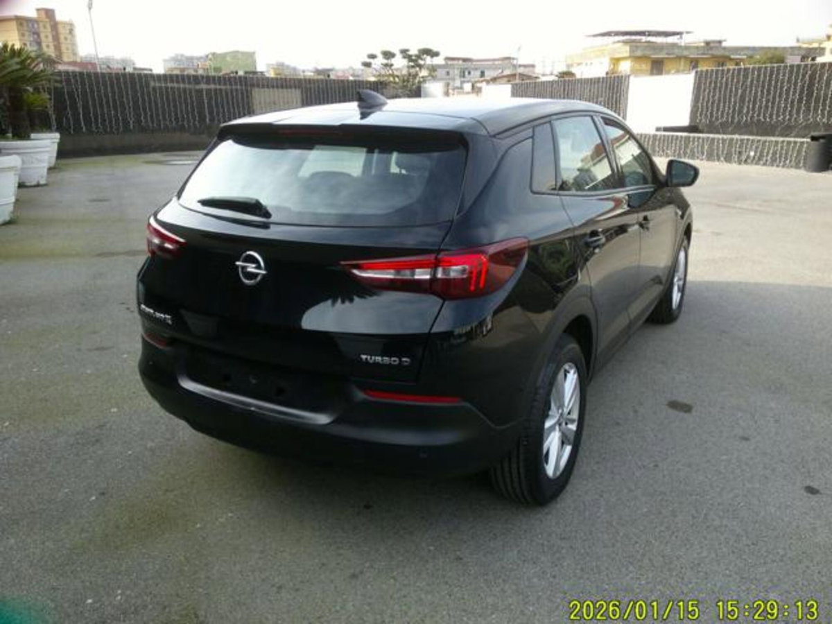 Opel Grandland X 1.5 diesel Ecotec Start&Stop Advance (17)