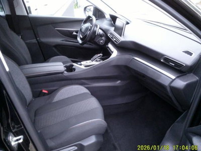 Peugeot 3008 BlueHDi 130 S&S EAT8 Allure Pack (11)
