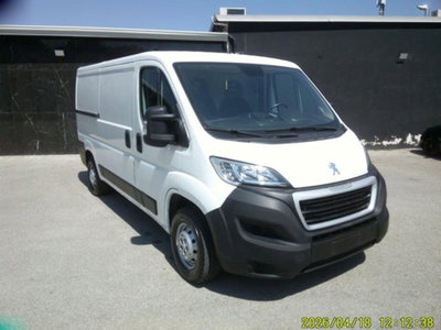 Peugeot Boxer Furgone 335 2.2 BlueHDi 140 S&S PM-TM Furgone Vetrato (16)