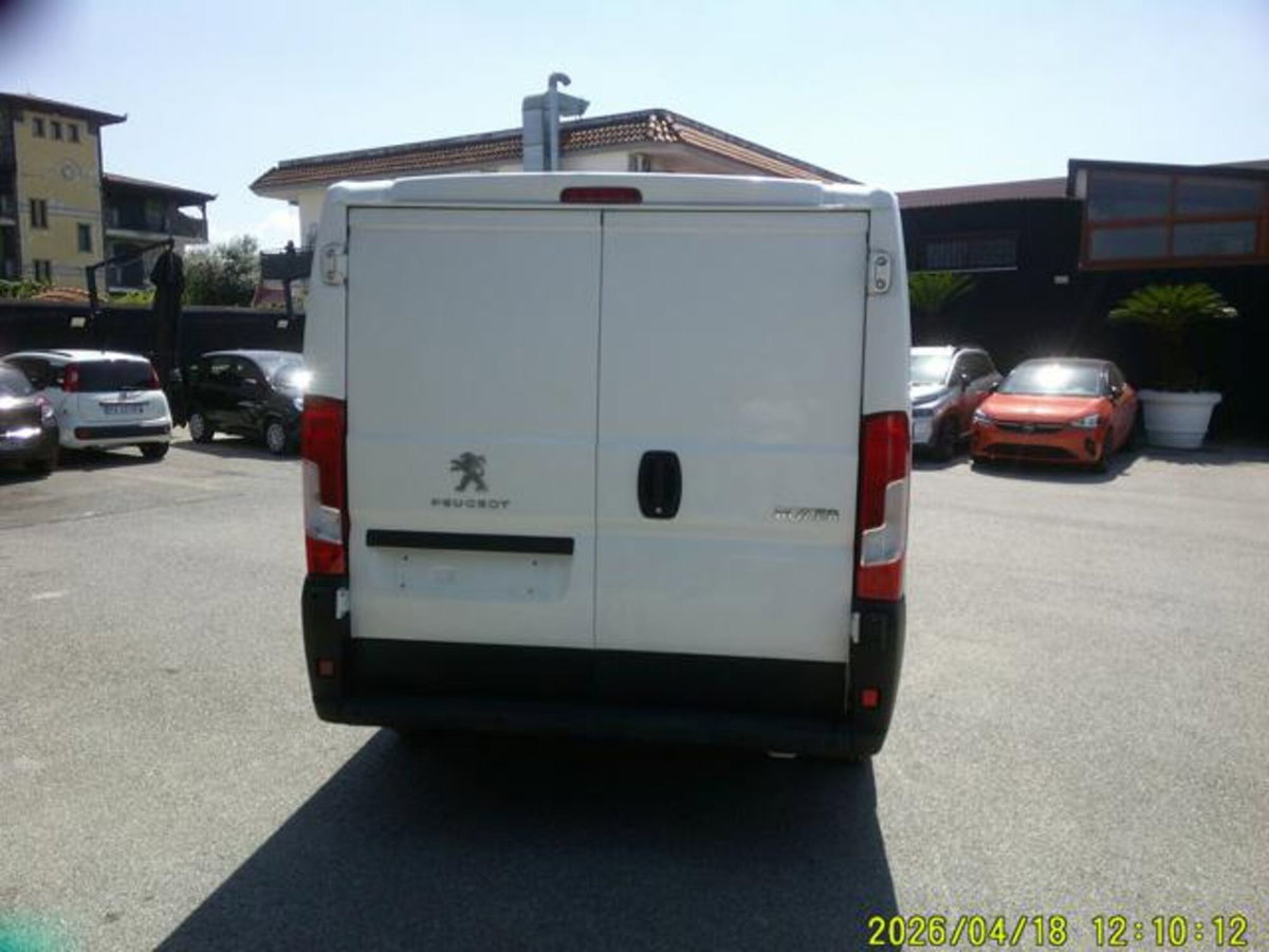 Peugeot Boxer Furgone 335 2.2 BlueHDi 140 S&S PM-TM Furgone Vetrato (5)
