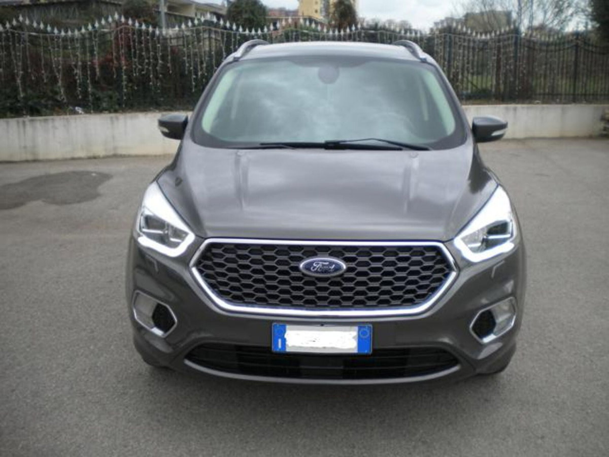 Ford Kuga 2.0 TDCI 180 CV S&S 4WD Powershift Vignale (2)