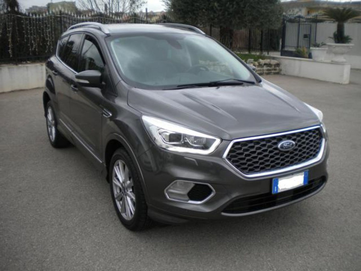 Ford Kuga 2.0 TDCI 180 CV S&S 4WD Powershift Vignale (3)
