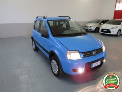 Fiat Panda 1.2 4x4 Climbing (2)