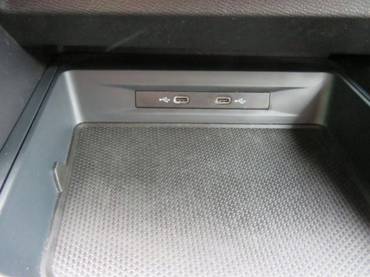 SEAT Leon ST Sportstourer 2.0 TDI 150 CV DSG Xcellence (13)