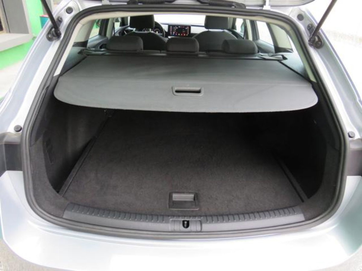 SEAT Leon ST Sportstourer 2.0 TDI 150 CV DSG Xcellence (16)