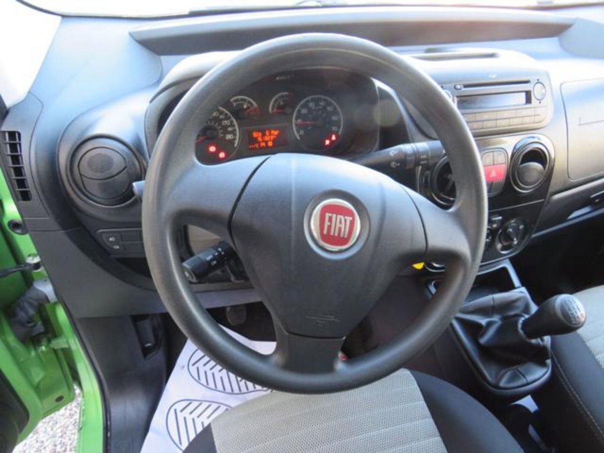 Fiat Qubo 1.3 MJT 75 CV Trekking (13)