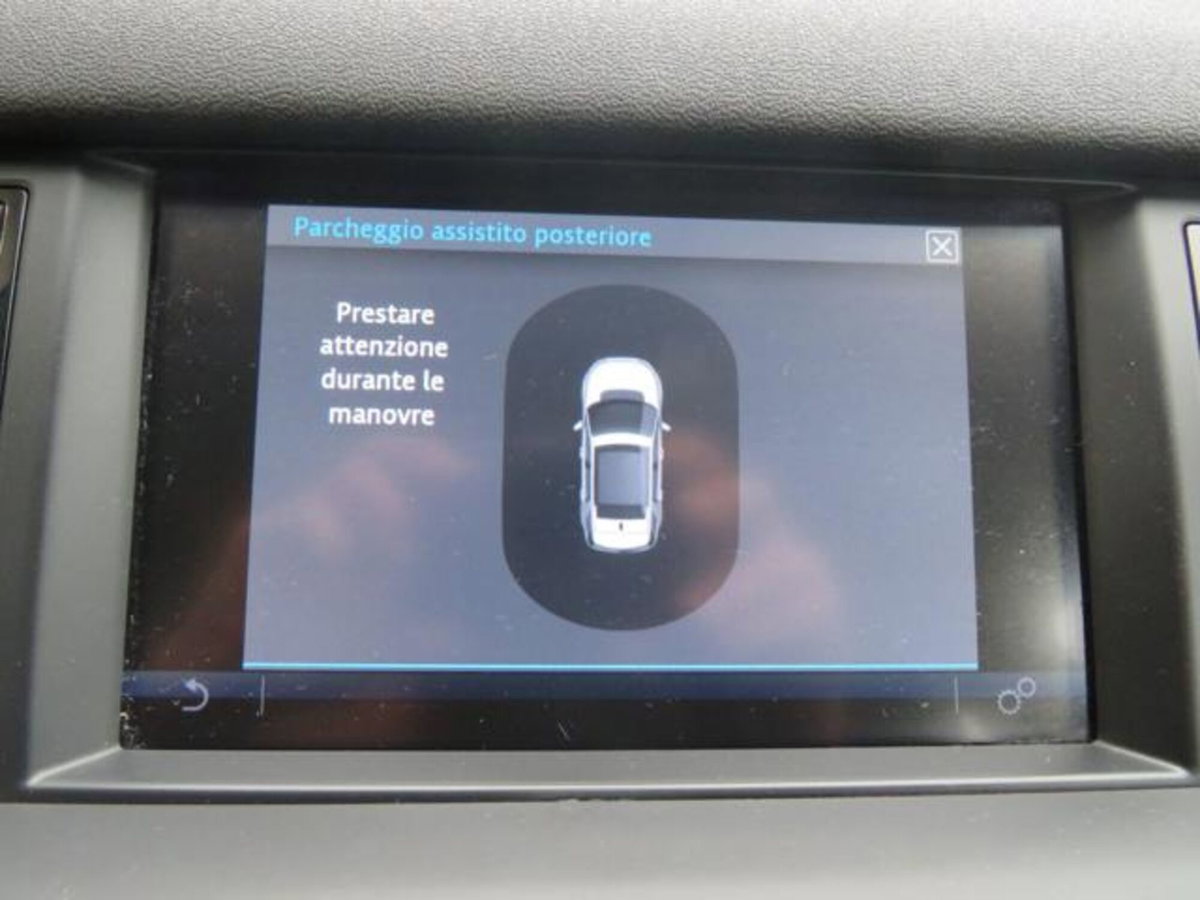Land Rover Discovery Sport 2.0 TD4 150 CV SE (13)