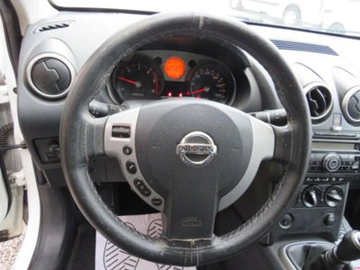 Nissan Qashqai 1.5 dCi Tekna (13)