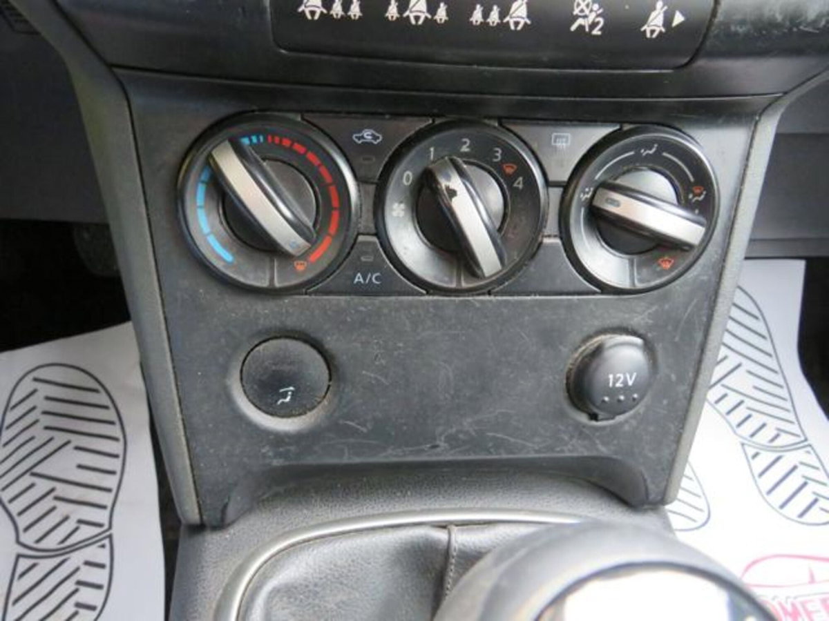 Nissan Qashqai 1.5 dCi Tekna (16)
