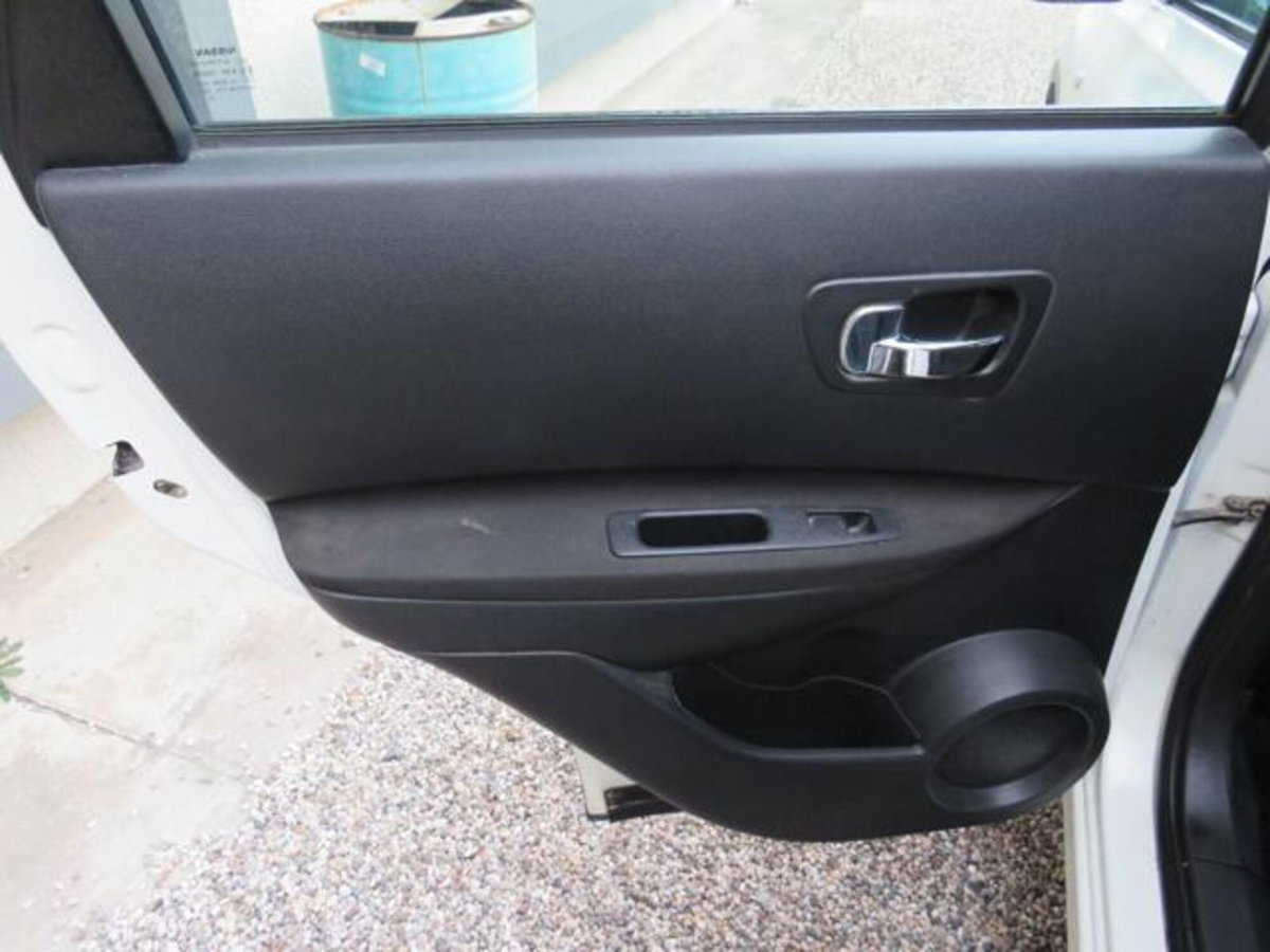 Nissan Qashqai 1.5 dCi Tekna (17)