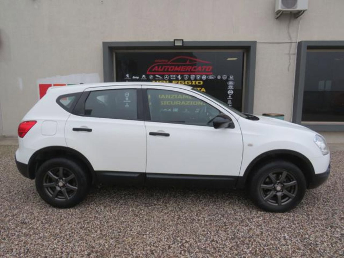Nissan Qashqai 1.5 dCi Tekna (5)
